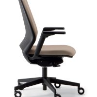 pisarniski-stol.si_direktorski stol_Oxygen-NR-M-imb-005